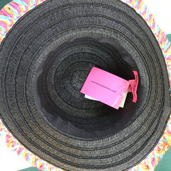 NWT Betsey Johnson Black Summer Hat With  Rainbow Fringe - Picture 5 of 6
